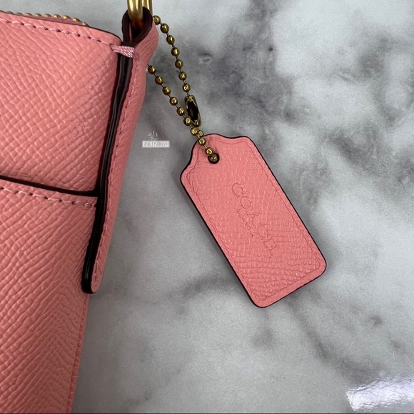 Coach Kitt Messenger Crossbody In Candy Pink - Picture 3 of 11